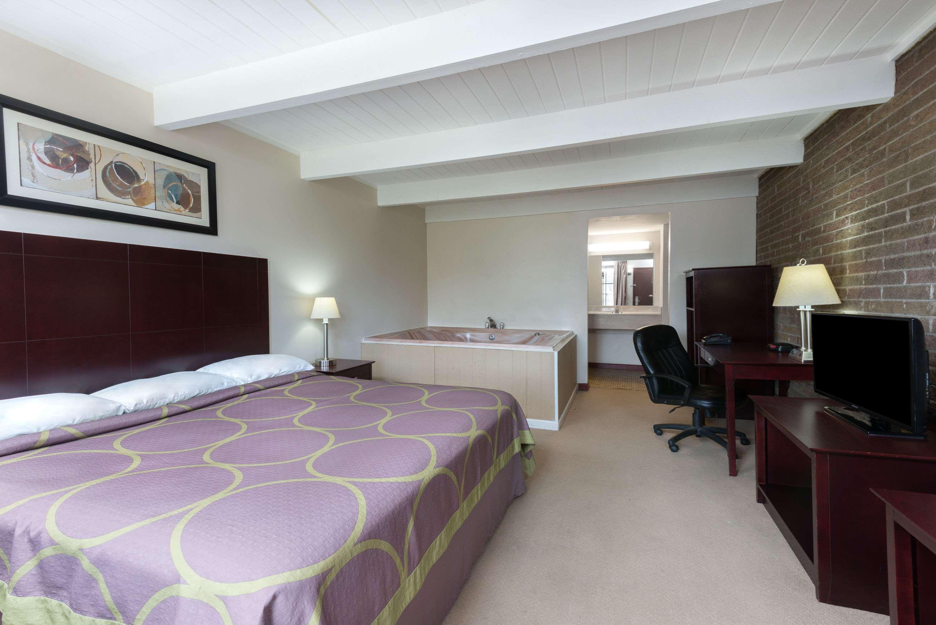 Super 8 By Wyndham Beaver Falls Extérieur photo